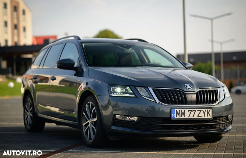 Skoda Octavia 1.5 TSI ACT DSG Soleil - 2