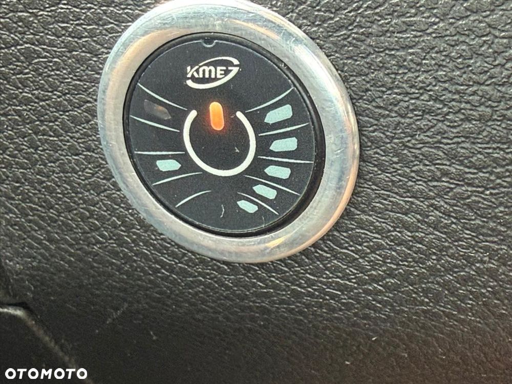 Dodge RAM 4.7 4x4 - 8