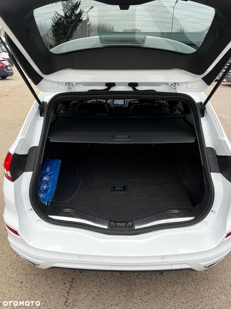 Ford Mondeo 2.0 EcoBlue ST-Line - 24