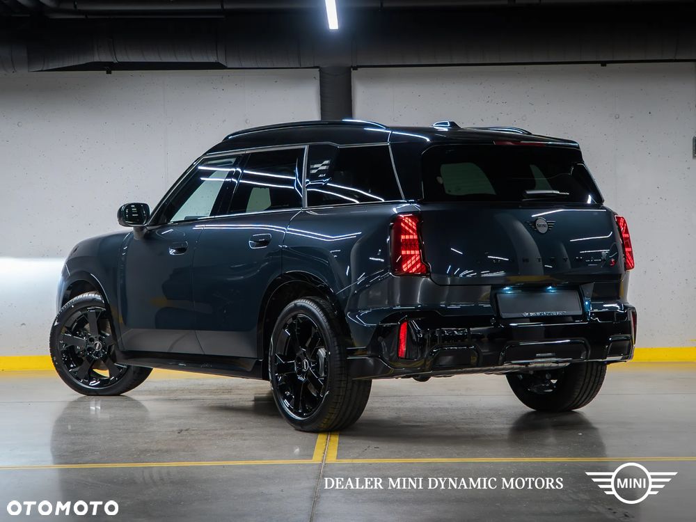 MINI Countryman S ALL4 John Cooper Works Trim - 7