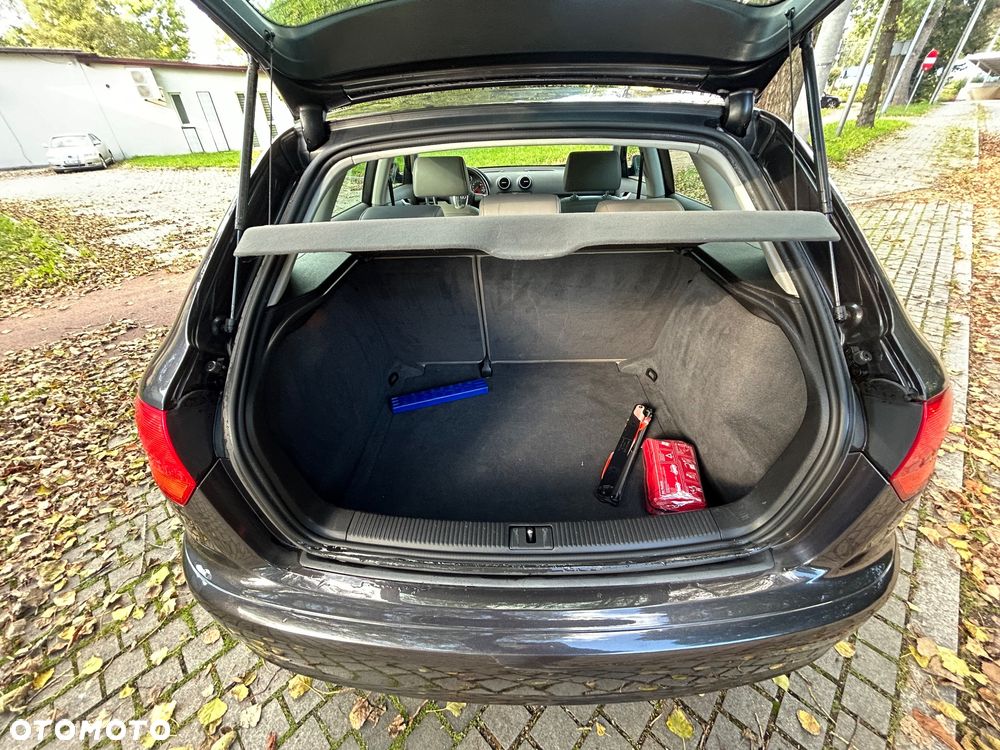 Audi A3 Sportback 1.6 Attraction - 11