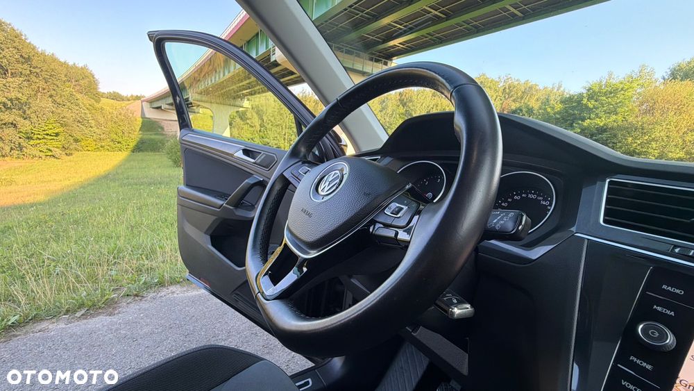 Volkswagen Tiguan 2.0 TDI SCR R-Line - 25