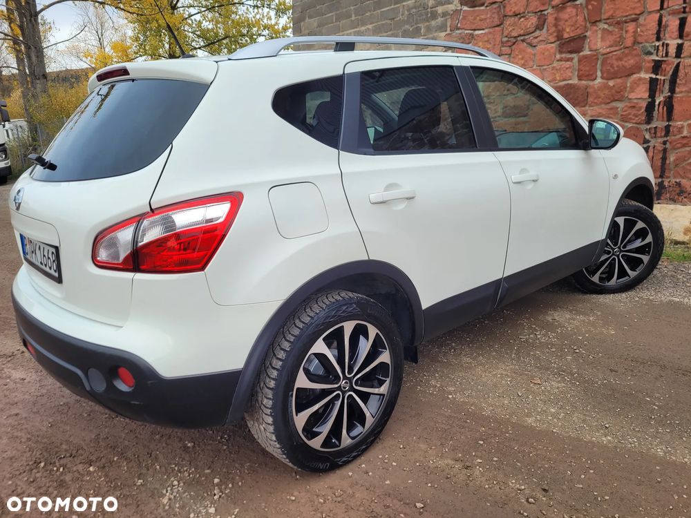 Nissan Qashqai 1.6 360 - 13