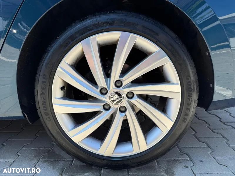 Skoda Octavia 2.0 TDI DSG Style - 21