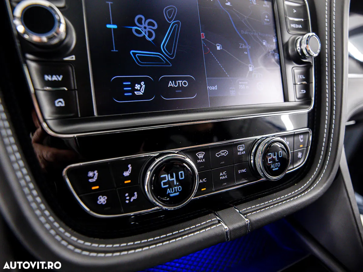 Bentley Bentayga V8 - 19
