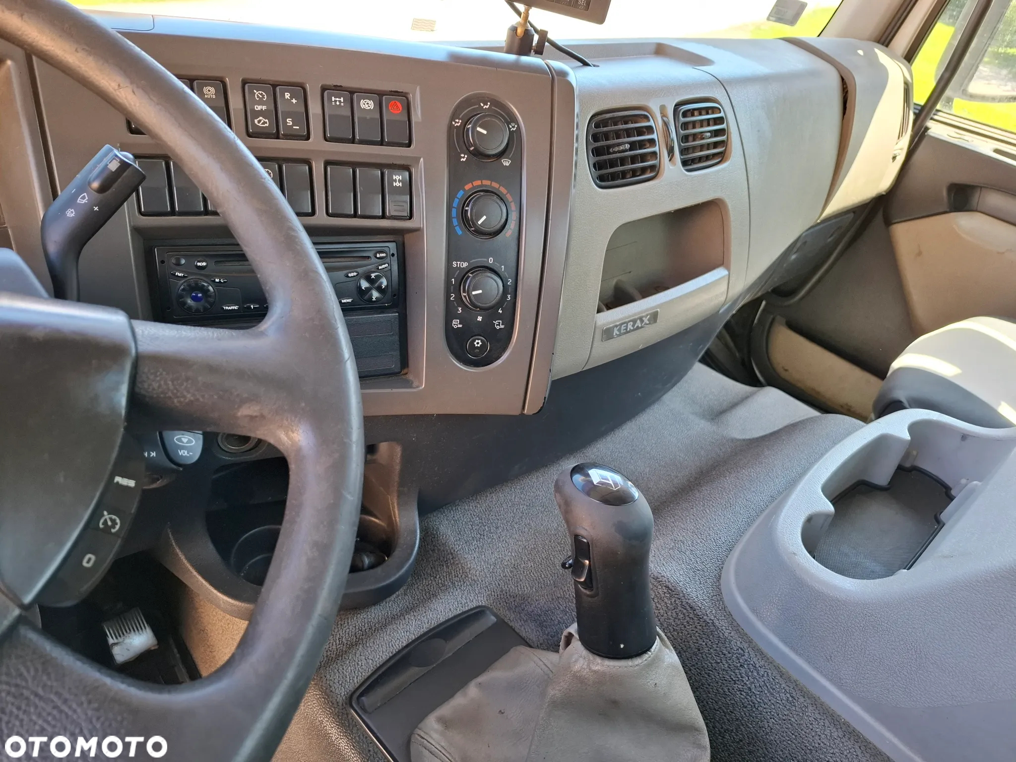 Renault KERAX 370 DXI - 9