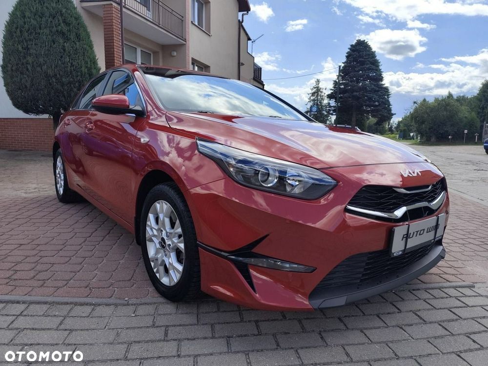 Kia Ceed - 11
