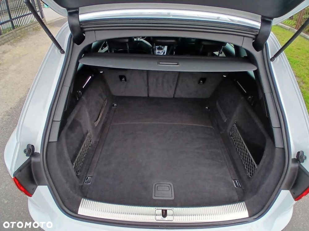 Audi A4 Avant 2.0 TDI DPF clean diesel S line Sportpaket - 28