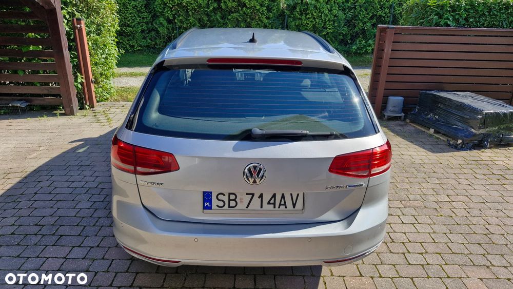 Volkswagen Passat 2.0 TDI BMT Trendline - 8