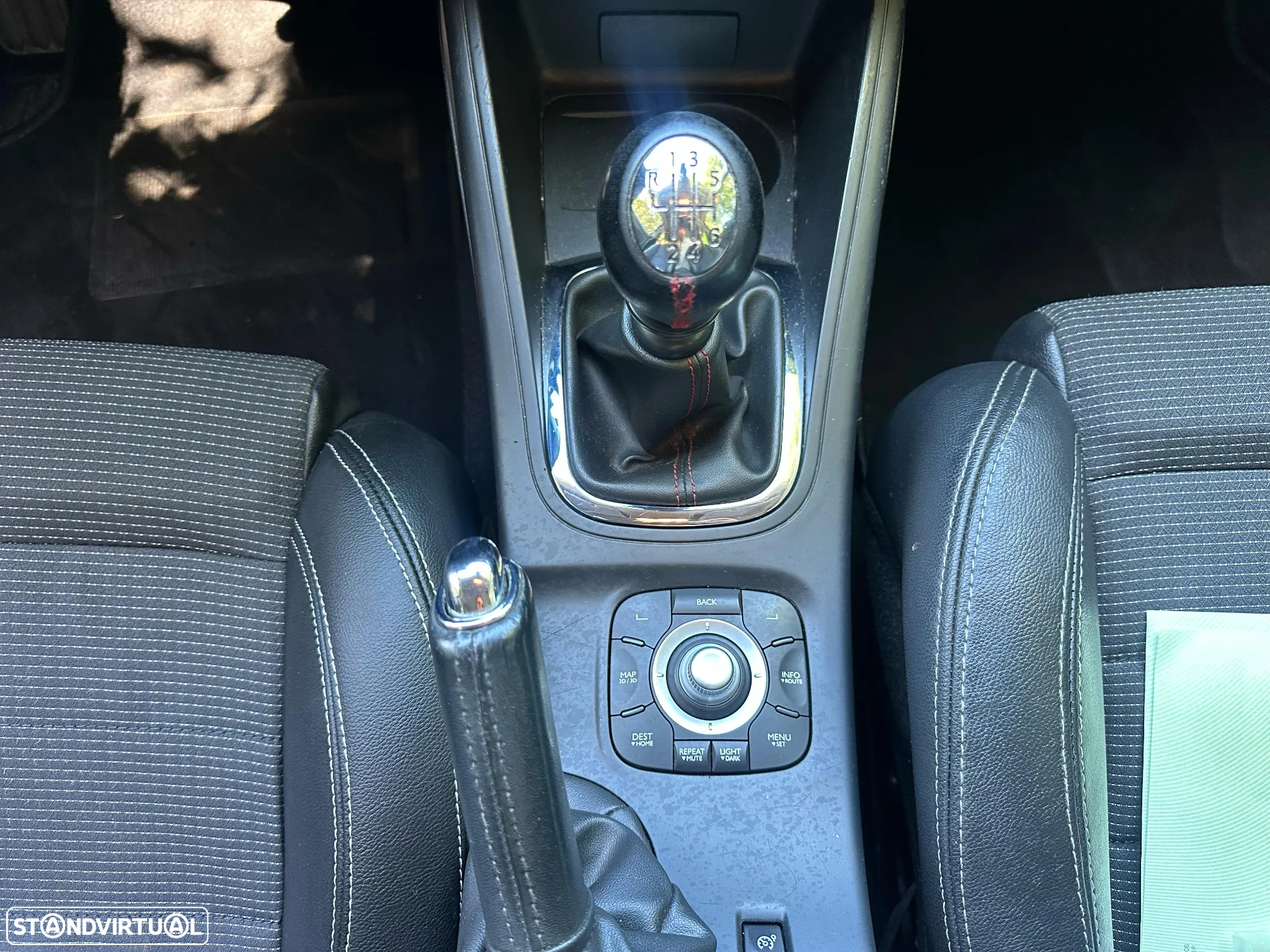 Renault Mégane Sport Tourer 1.6 dCi GT Line SS - 24