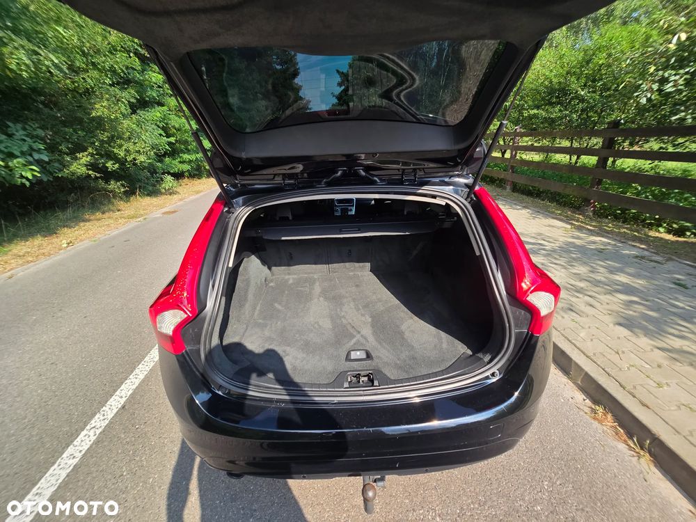 Volvo V60 D3 Geartronic Business Edition - 21