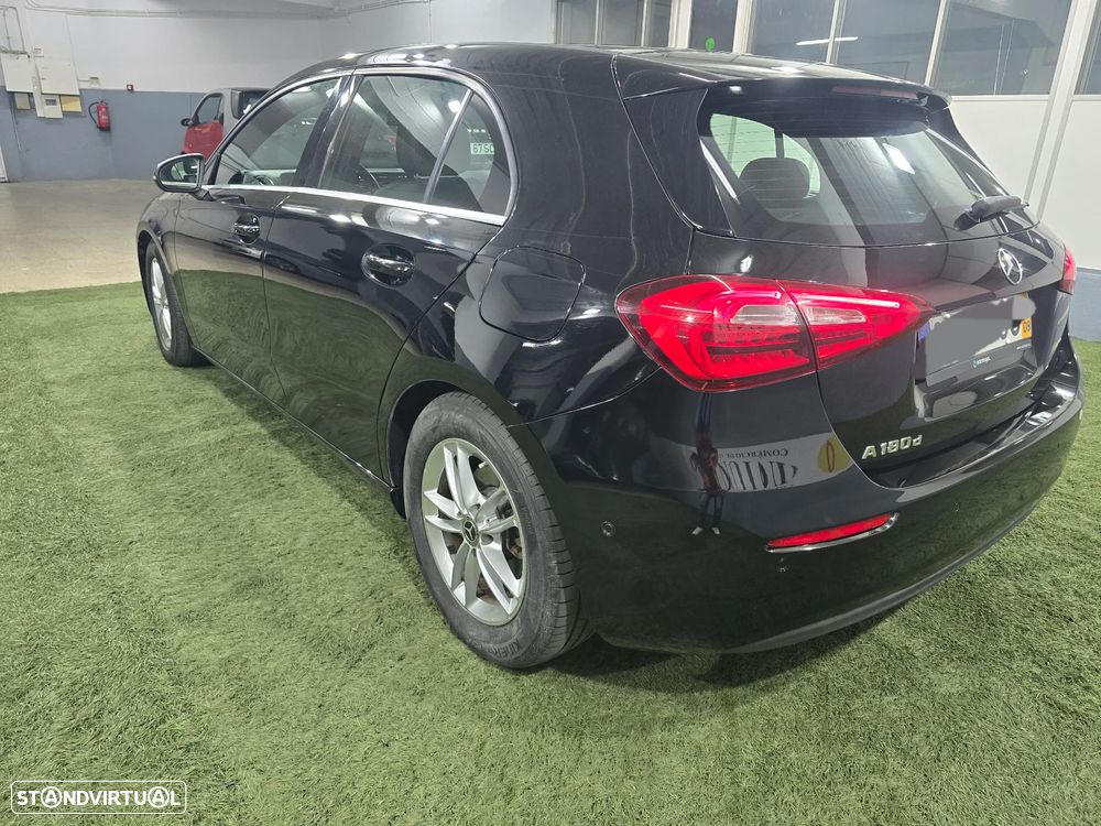 Mercedes-Benz A 180 d Urban Aut. - 6