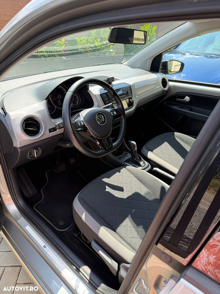Volkswagen up! - 14