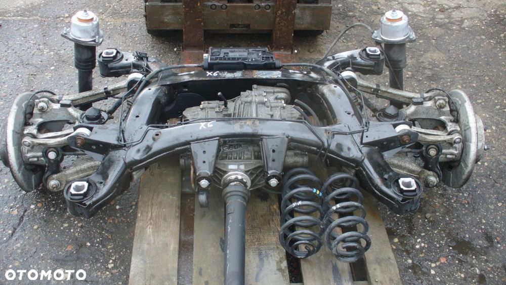 BMW X6 E71 3.0 D ZAWIESZENIE TYŁ MOST SANKI WAHACZ ZWROTNICA - 1