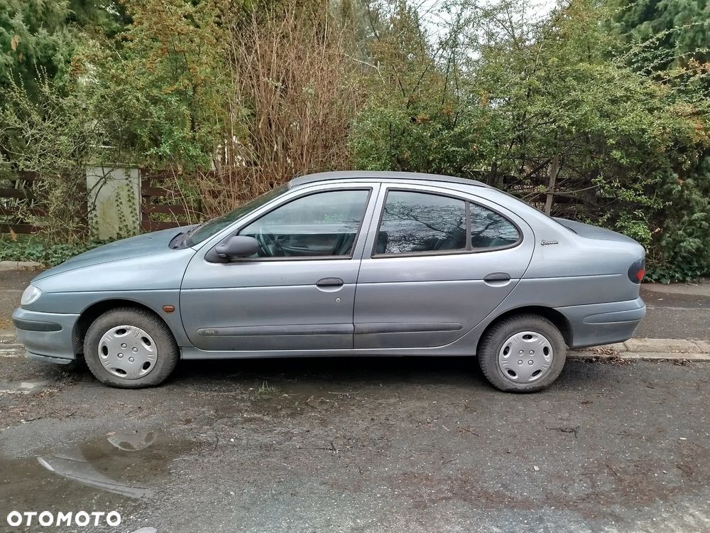 Renault Megane 1.4 RN - 2