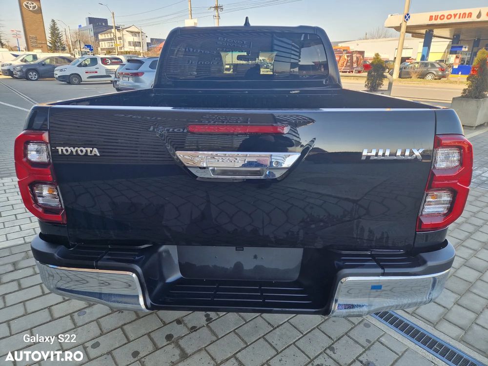 Toyota Hilux 2.8D 204CP 4x4 Double Cab AT MHEV Executive - 6