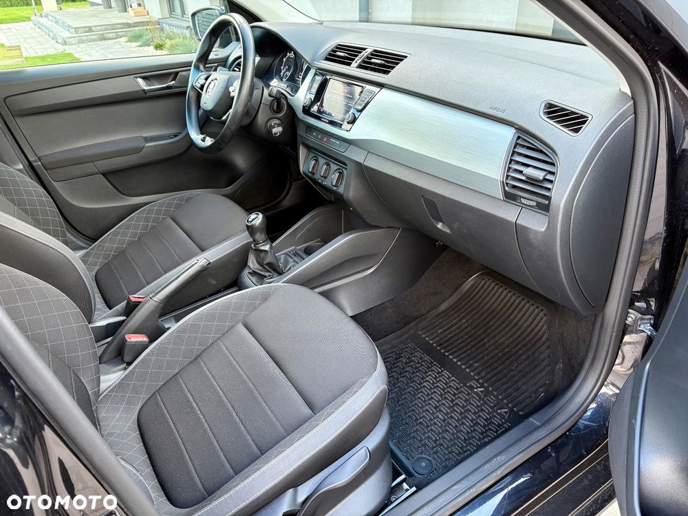 Skoda Fabia - 19