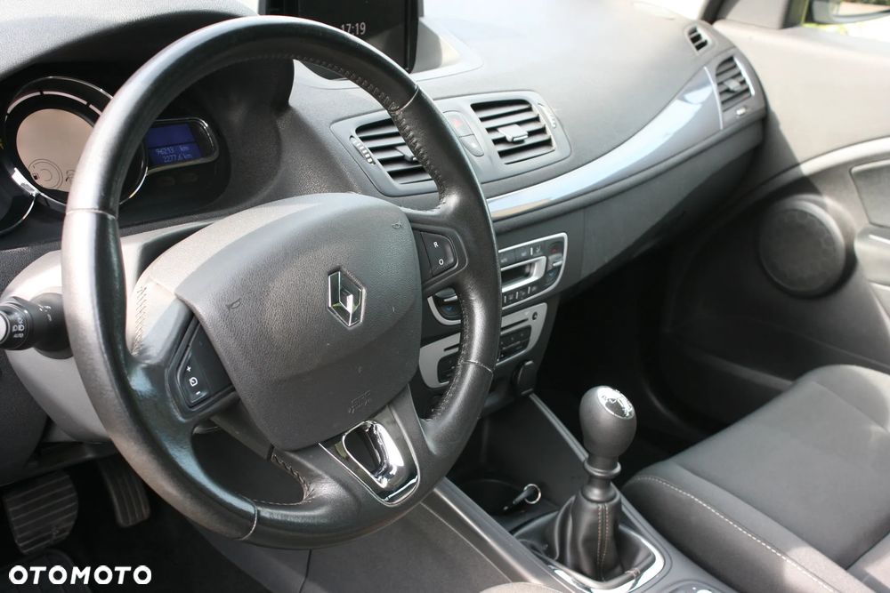 Renault Megane 1.6 16V 110 LIMITED - 26