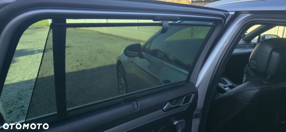 Volkswagen Passat 2.0 TDI 4Mot Elegance DSG - 25