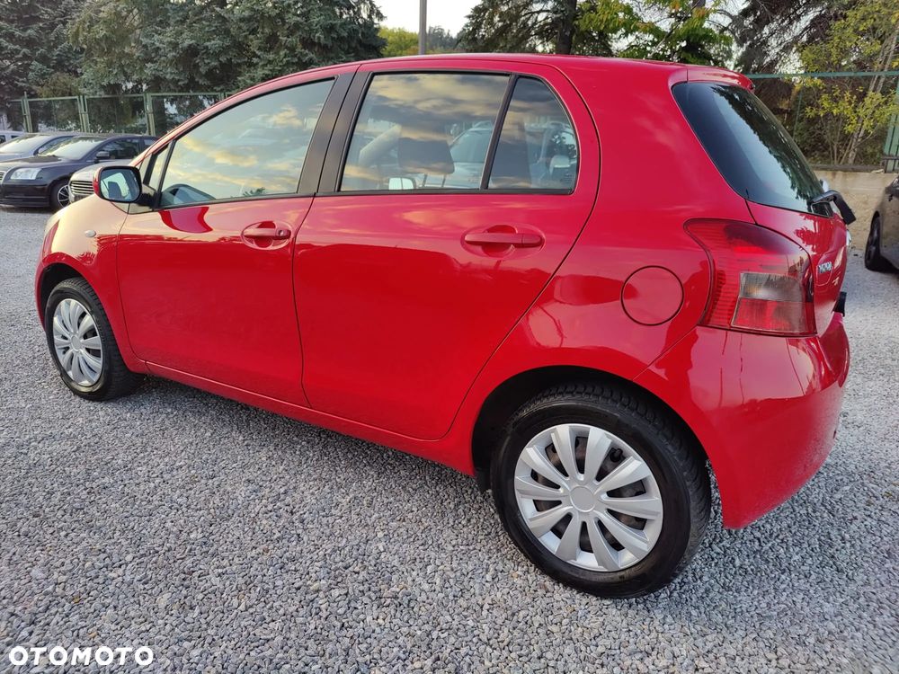 Toyota Yaris - 19