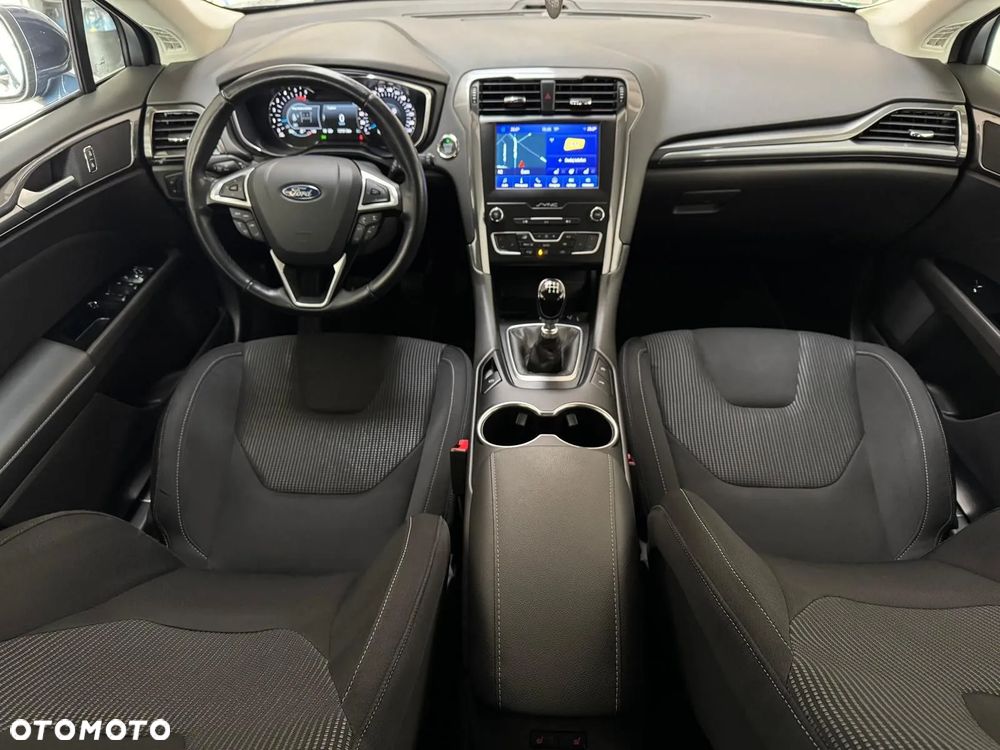 Ford Mondeo 2.0 EcoBlue Titanium - 28