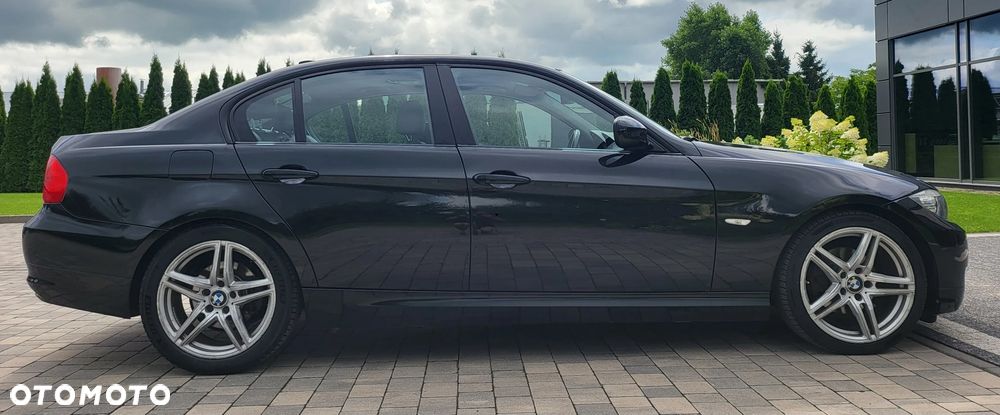 BMW Seria 3 320i Edition Sport - 8