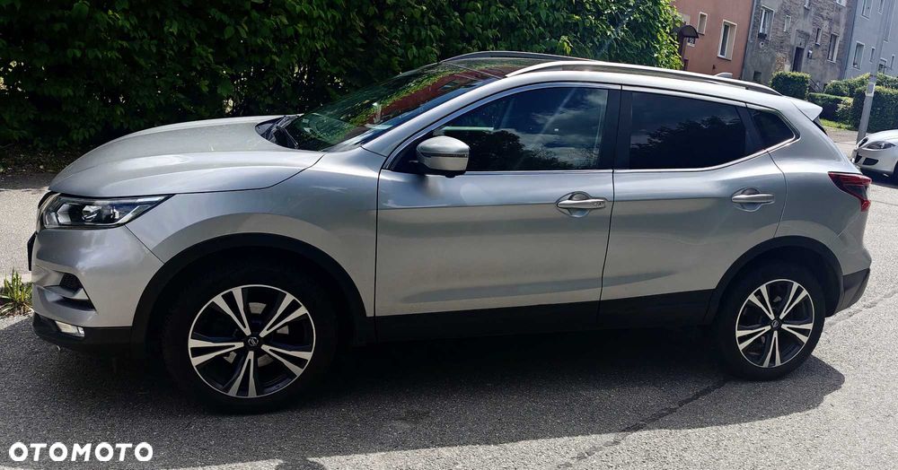 Nissan Qashqai - 2