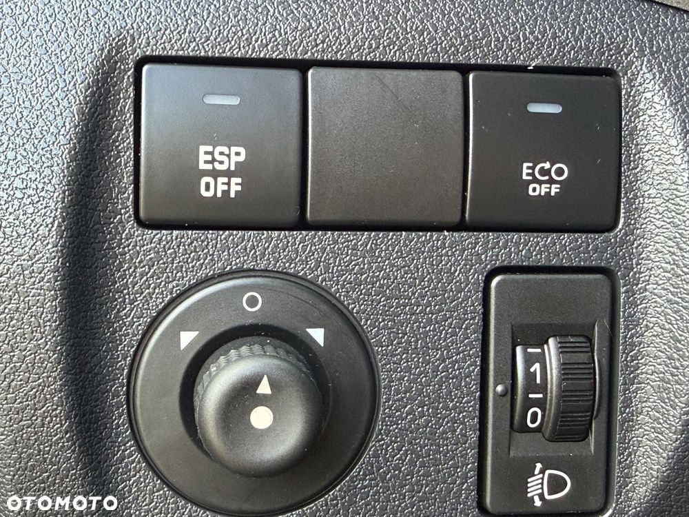 Citroën Berlingo e-HDi 90 FAP EGS6 Start Stop Silver Selection - 27