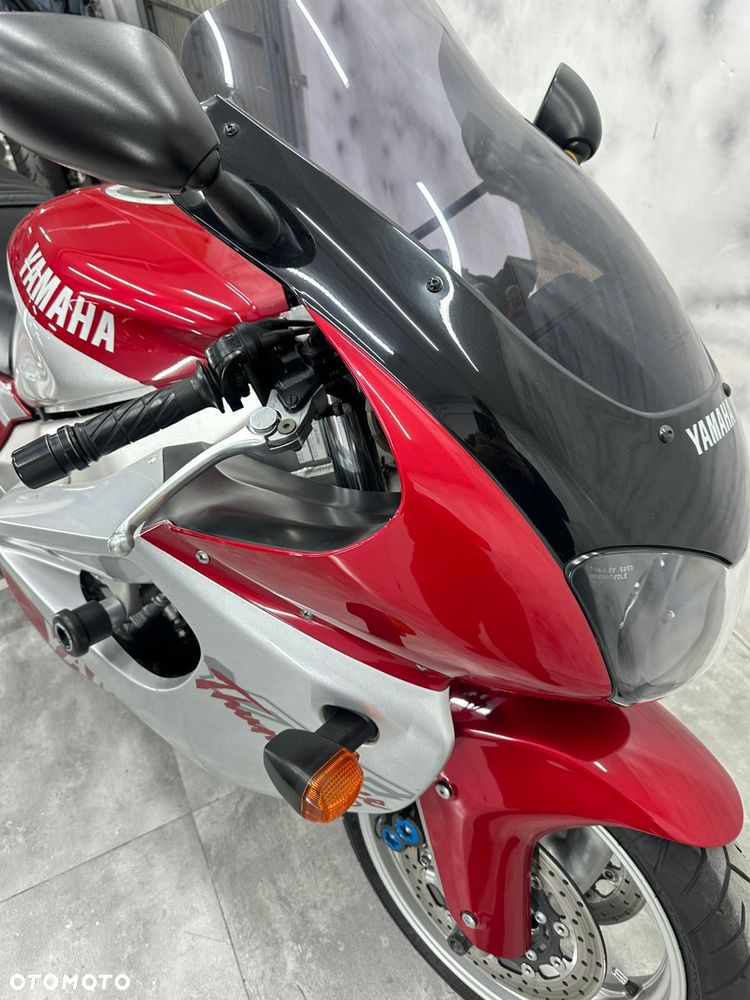 Yamaha YZF - 10