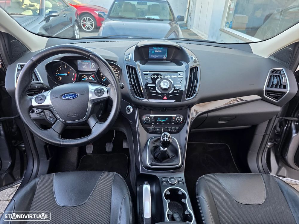 Ford Kuga 2.0 TDCi Titanium - 28