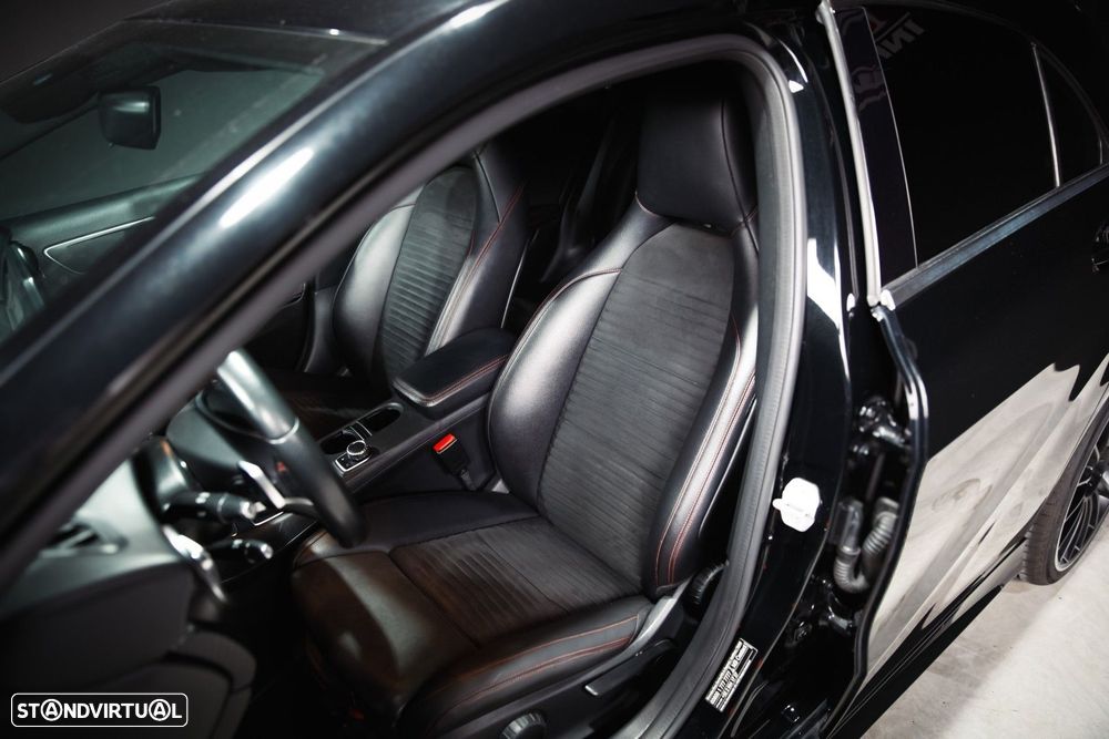 Mercedes-Benz A 180 d 7G-DCT AMG Line - 13