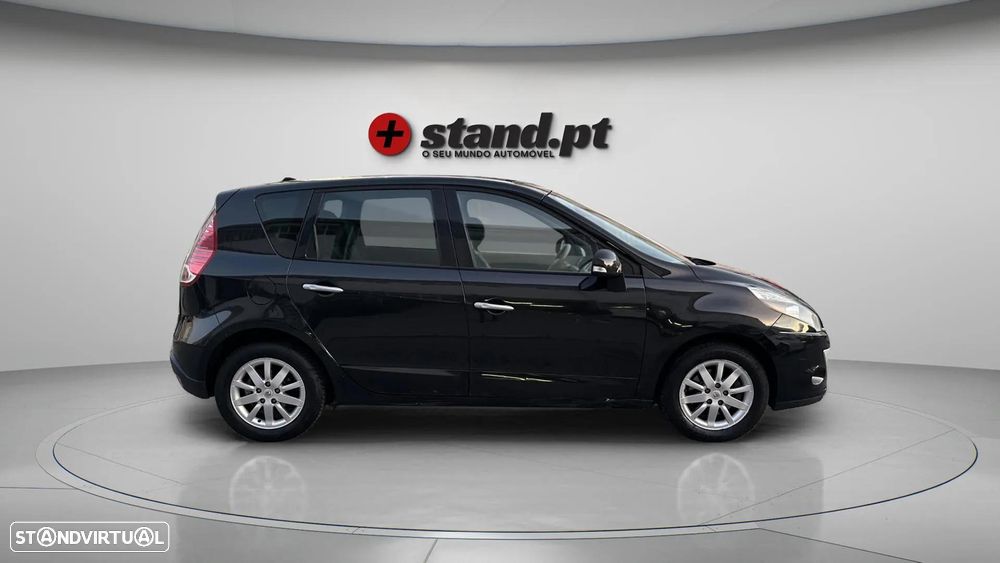 Renault Scénic 1.5 dCi Luxe - 4