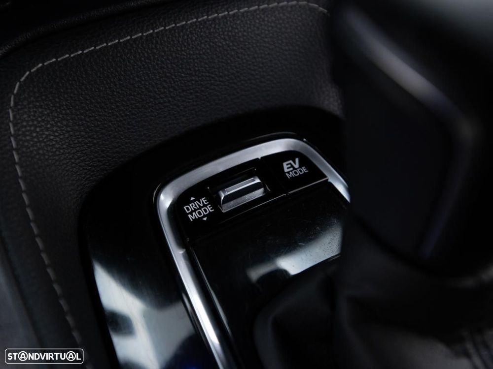 Toyota Corolla 1.8 Hybrid Comfort - 19