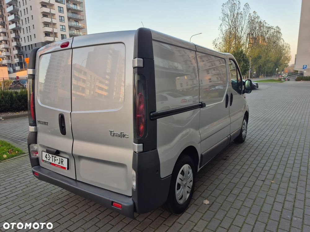 Renault Traffic - 6
