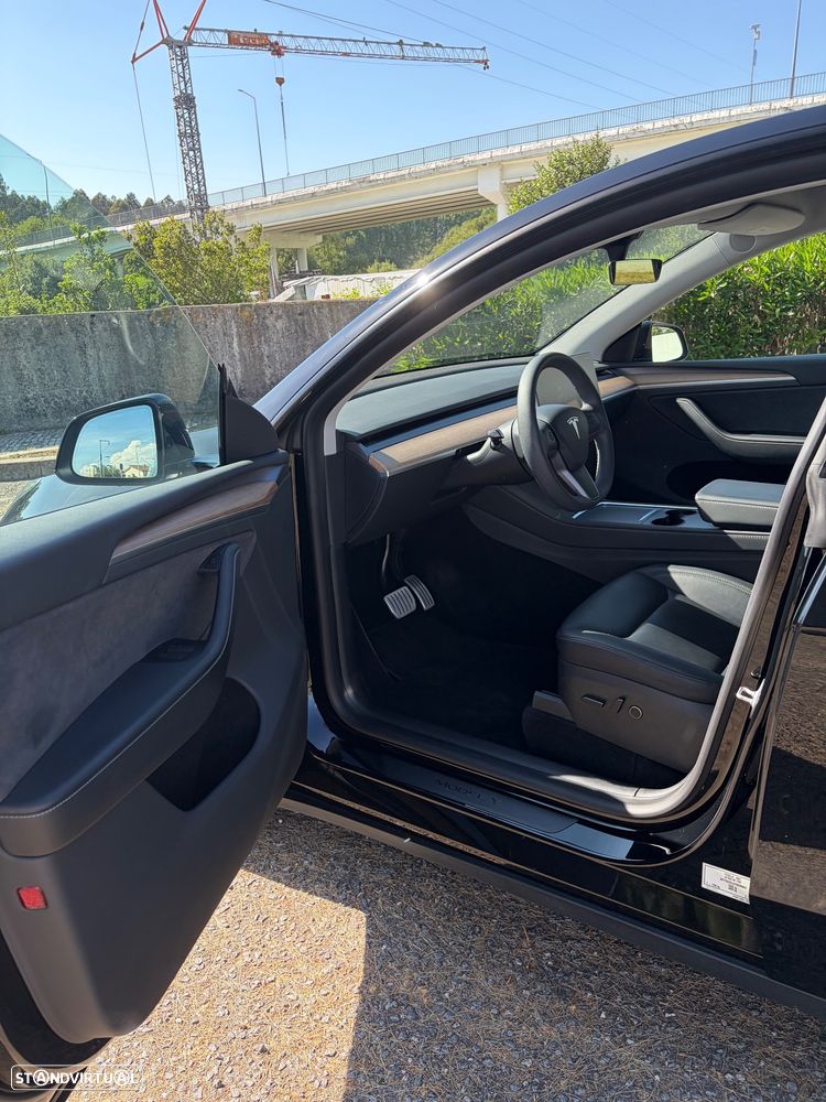 Tesla Model Y Performance Tração Integral - 14
