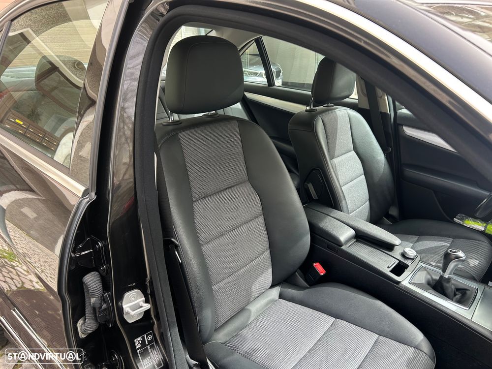 Mercedes-Benz C 220 CDI Avantgarde BlueEfficiency - 17