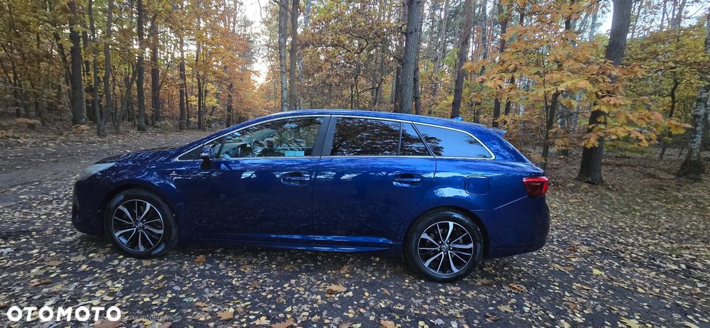 Toyota Avensis 2.0 D-4D Premium - 7