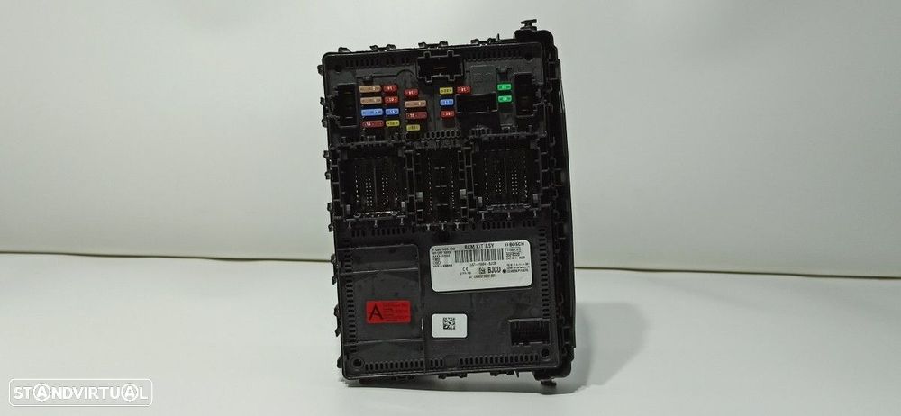 CAIXA DE RELÉS/ FUSÍVEIS FORD FOCUS TURNIER ACTIVE - 1