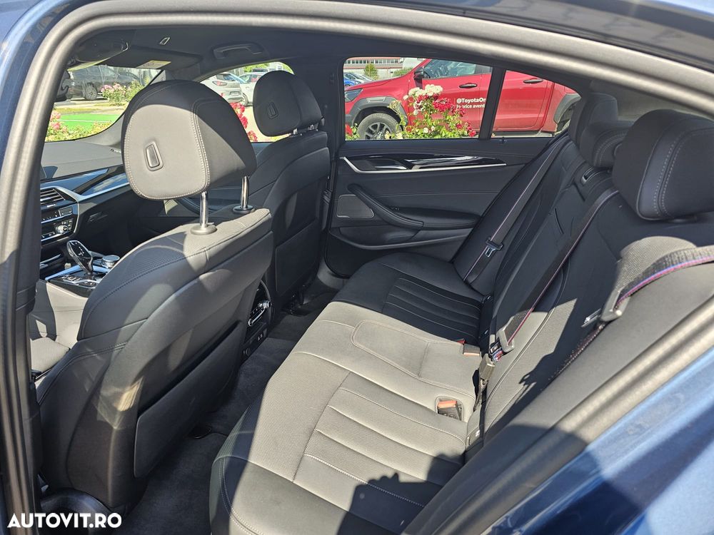 BMW Seria 5 530d xDrive AT MHEV - 6