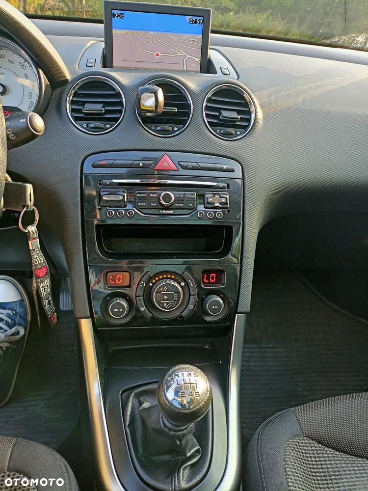 Peugeot 308 1.6 e-HDi Active S&S - 13