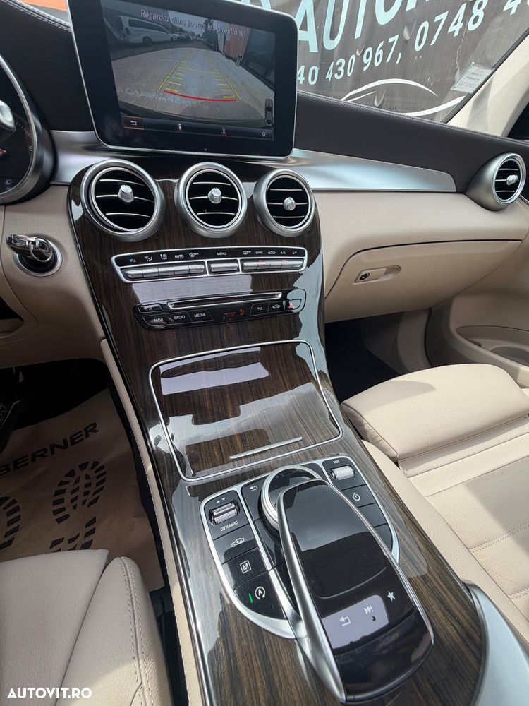 Mercedes-Benz GLC Coupe 250 d 4Matic 9G-TRONIC AMG Line - 9