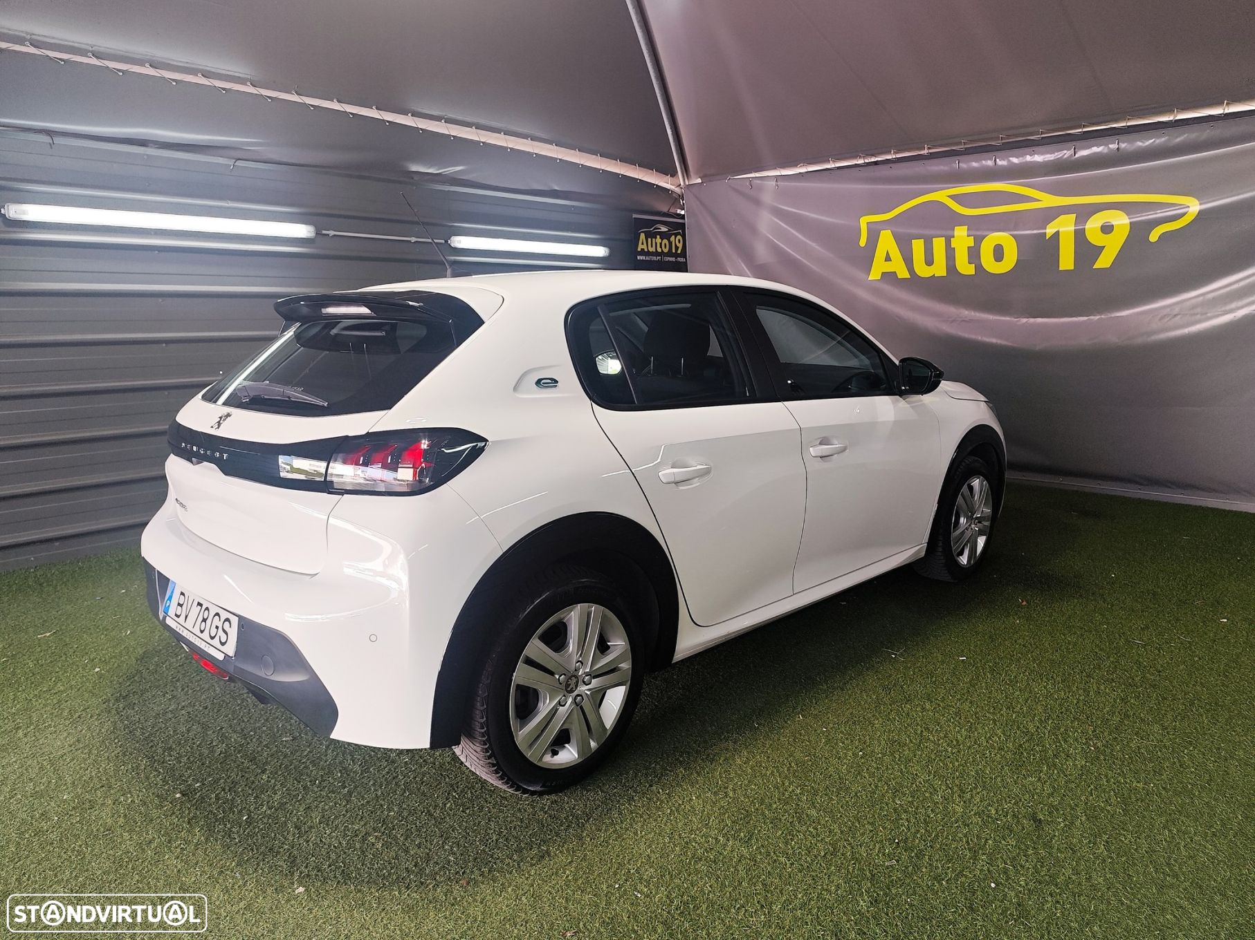 Peugeot e-208 50 kWh Active Pack - 4