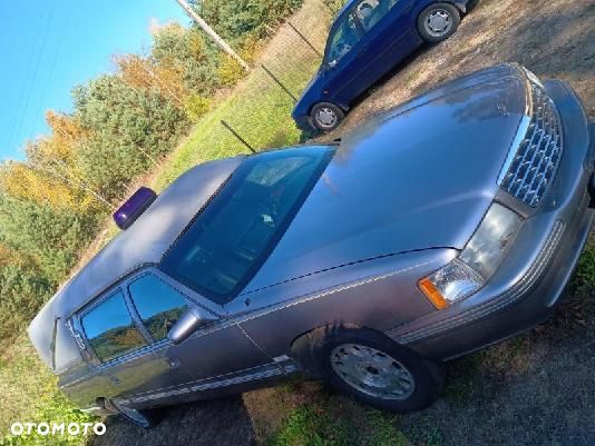 Cadillac Deville - 4