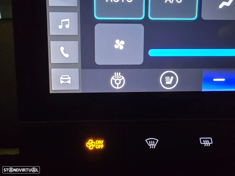 MG MG4 64 kWh XPower Luxury - 24