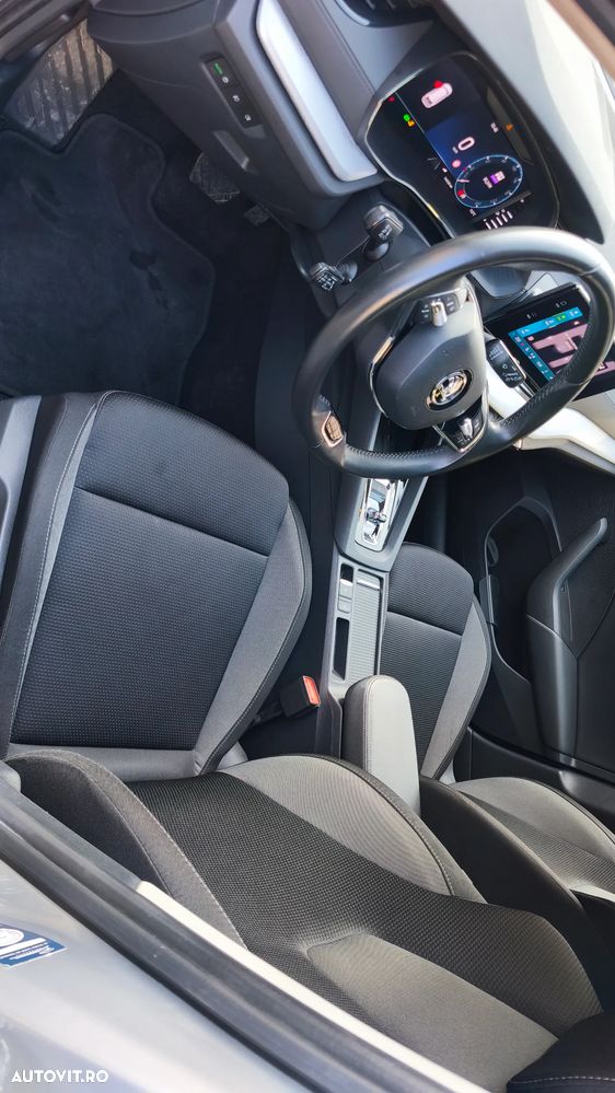 Skoda Octavia 2.0 TDI DSG Tour - 8