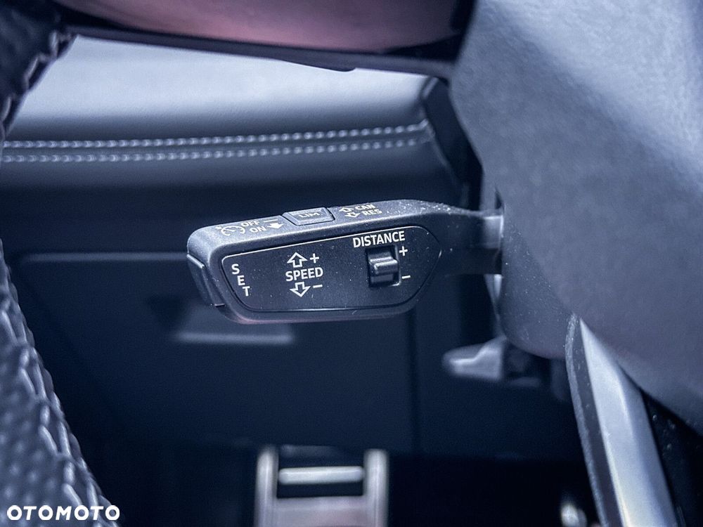 Audi Q6 e-tron - 29