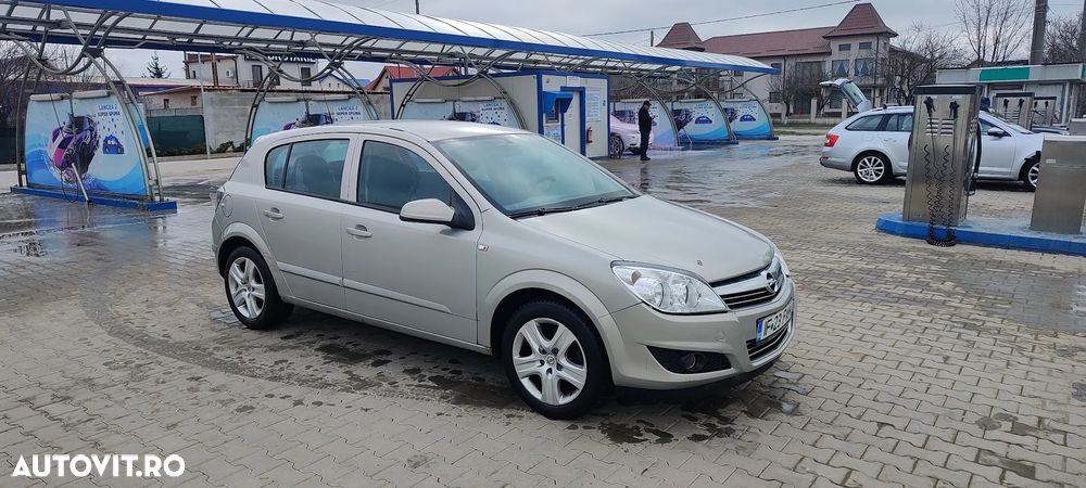 Opel Astra 1.9 CDTI Enjoy - 4