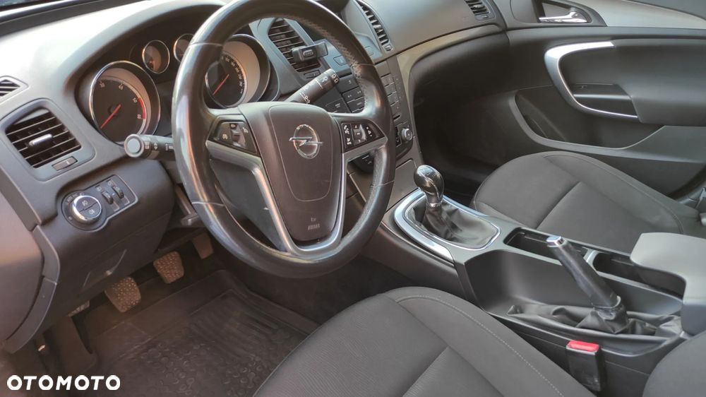 Opel Insignia 2.0 CDTI Edition - 9