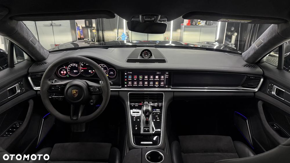 Porsche Panamera - 5
