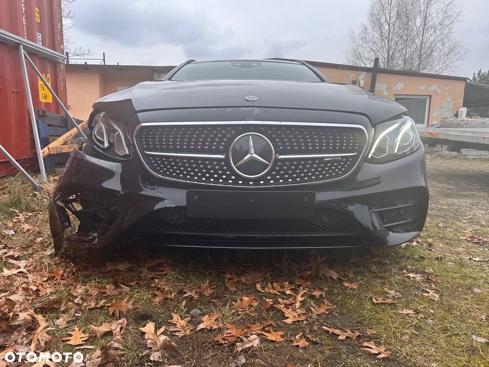 Mercedes-Benz Klasa E 43 AMG 4-Matic - 2